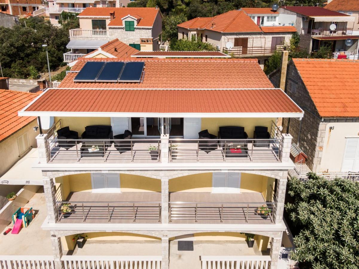 Fancy Apartments Dream Brna Exterior foto